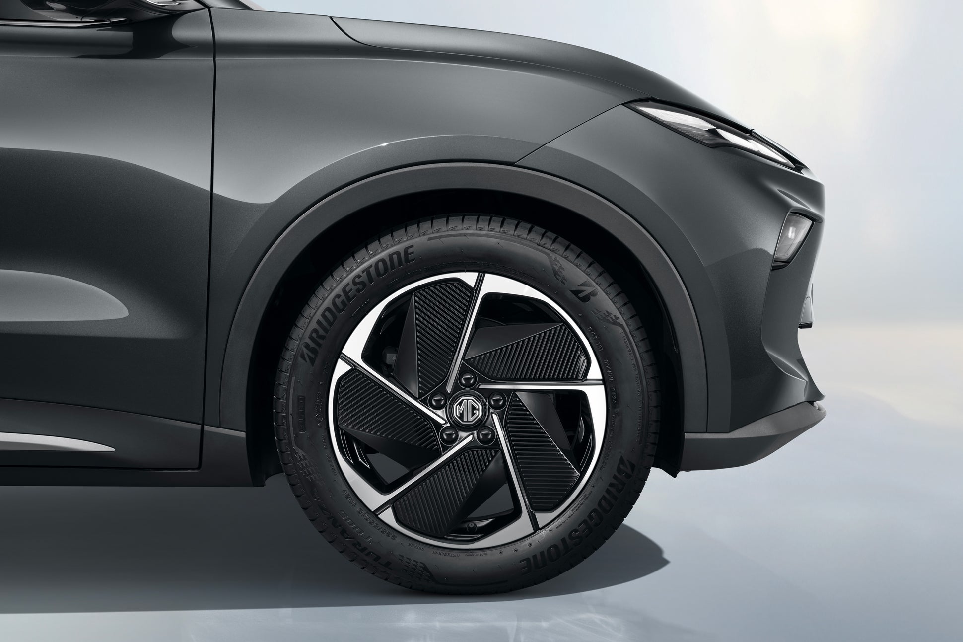 NEW MG S5 EV 2025