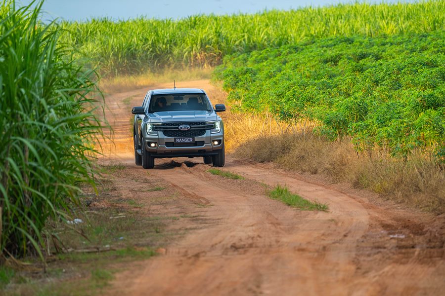 Ford Ranger XLS รุ่นปี 2024